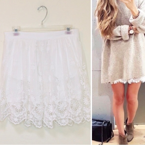 ZARA White Lace Mini Skirt Size XS - Picture 1 of 11